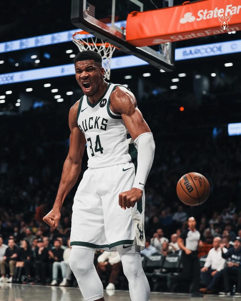 格外耀眼，百度地图APP搜“泰州”会出现“泰州总冠军”字样（在百度地图APP搜索“泰州”将出现“泰州总冠军”字样，格外醒目）