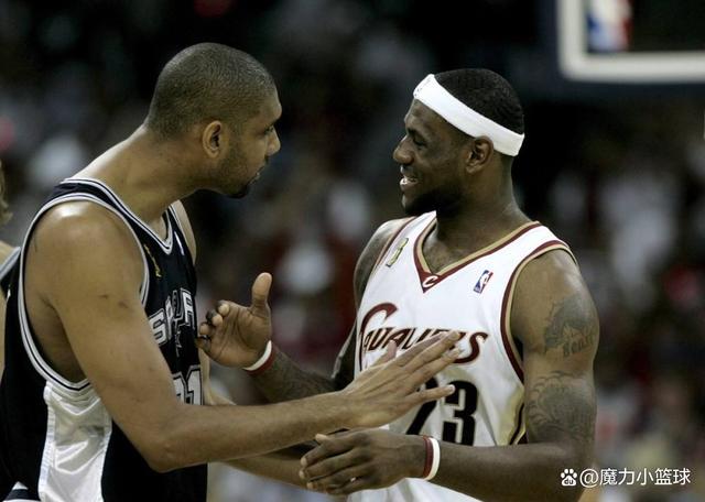 孔蒂：双线能力不足？我们买了个9个人，问题是有7个人受伤了（孔蒂回应双线质疑：引进9人，却有7人伤停）