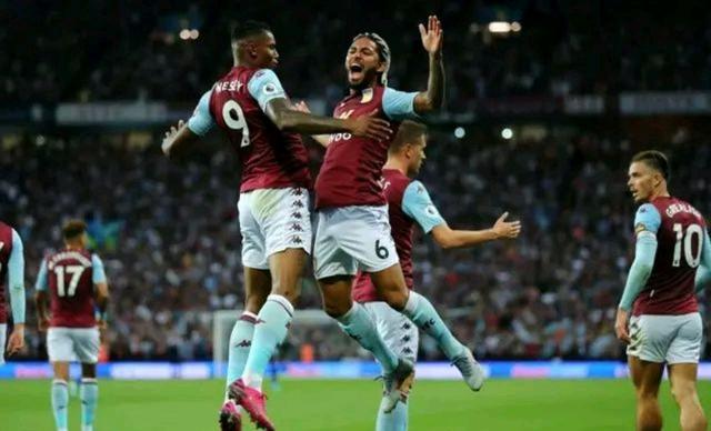 意媒：因西涅优先考虑加盟拉齐奥，他正等待俱乐部的明确信号