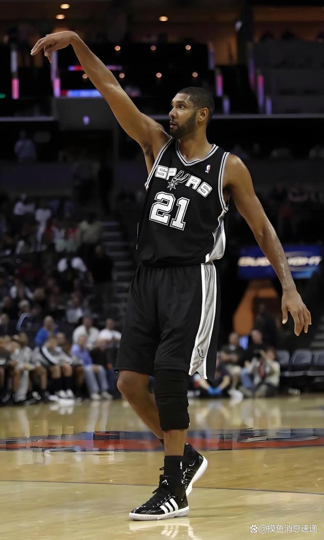 罗马诺：国米正和热那亚谈卡尔博尼未来，球员可能冬窗回国米（罗马诺：国米与热那亚商谈卡尔博尼去留，球员或于冬窗回归国米）