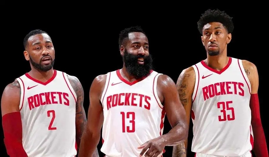 自2024年10月以来，迈尼昂首次在俱乐部赛事扑出点球（迈尼昂在俱乐部赛场完成自2024年10月以来的首次扑点）